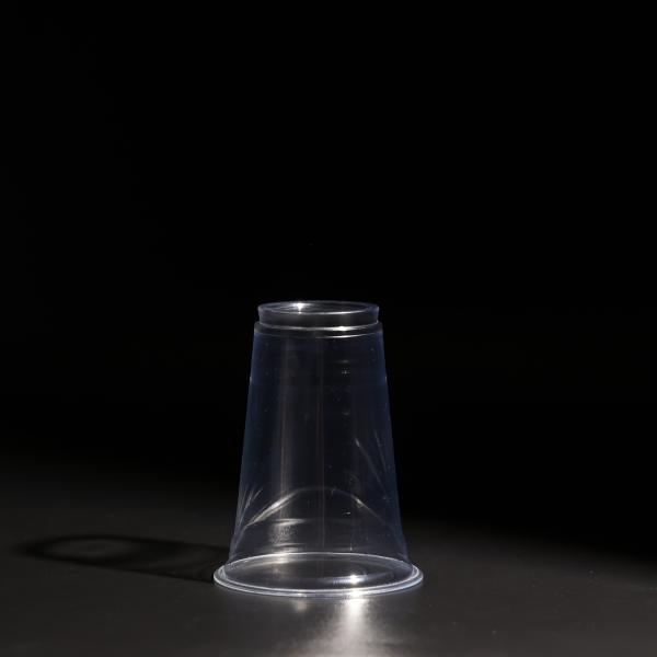 Copo PET de plástico de 9 oz com tampa plana / cúpula para café gelado, chá Boba e suco frio