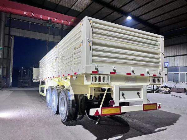 Heavy Duty Steel Flatbed Trailer With Enhanced Load Capacity
