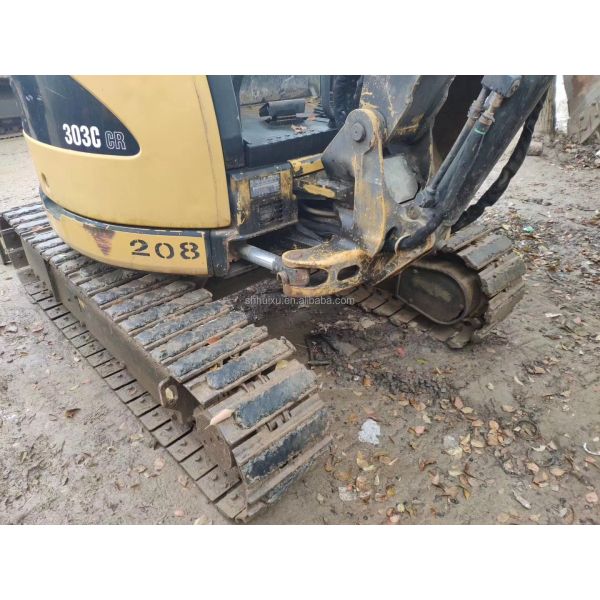 Used Crawler Excavator good condition CAT303C reasonable price for sale/second hand Japanese Excavator CAT303C