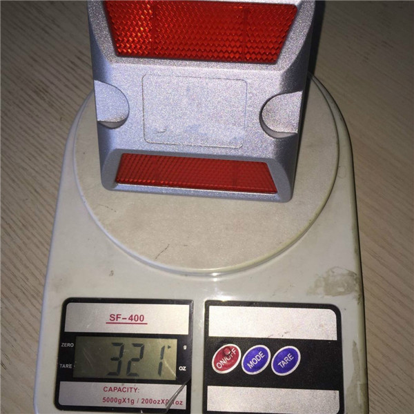 ROADSAFE Aluminum Road Stud With Double Reflectors Reflective Cat Eyes Road Marker Light For Enhanced Traffic Safety