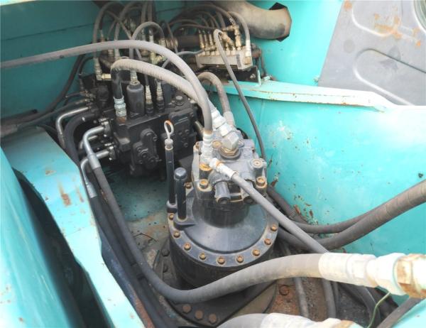                  Used Japanese Excavator Kobelco Sk260-8 with Hino Engine, Second Hand Kobelco Medium Track Digger Sk260 Sk300 Sk350 on Promotion             