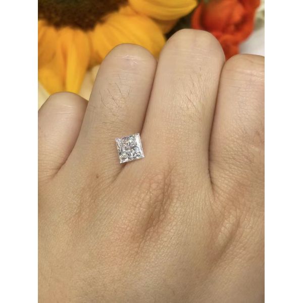 Свободной диамант принцессы Формы 3ct~3.4ct CVD диаманта выросли лабораторией, который бесцветный синтетический с аттестацией IGI