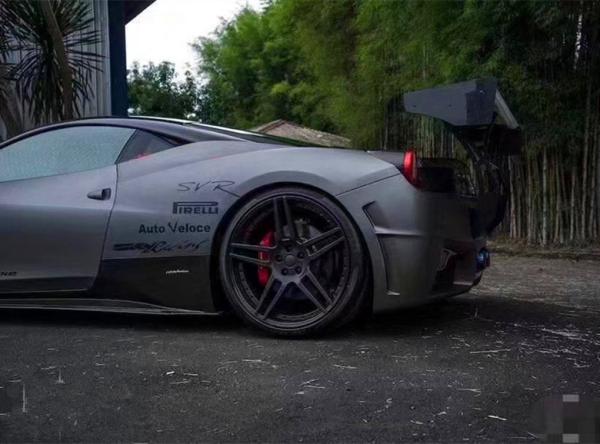 Nouveau produit pour Ferrari 458 488 Spoiler en fibre de carbone 458 488 SVR Style Spoiler à la queue