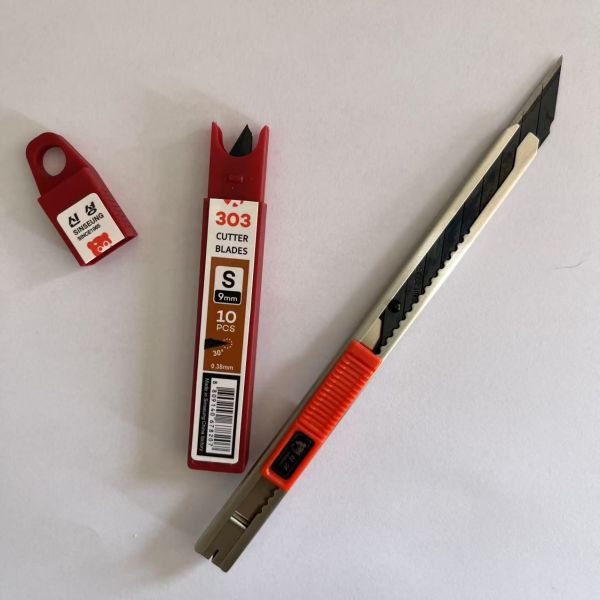 SK2 Cutter Knife Blade 9mm Width Snap Off 30 Degree Angle