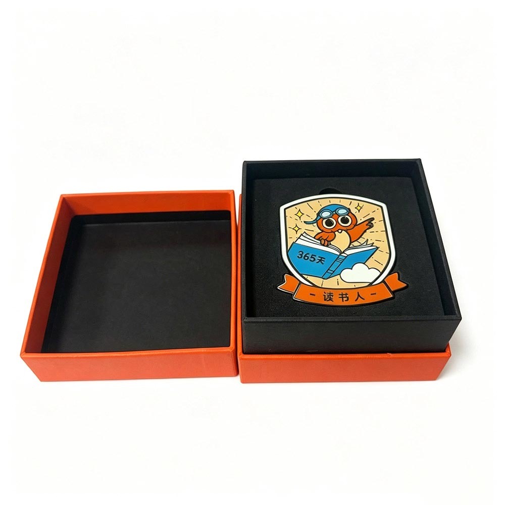 Embossed Logo Lid and Base Rigid Box Custom Premium Gift Packaging Presentation