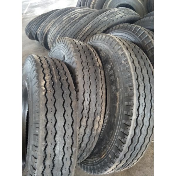 La polarisation résistante de camion d'OIN ccc CEE manient des pneus habilement avec le tube 1100-20