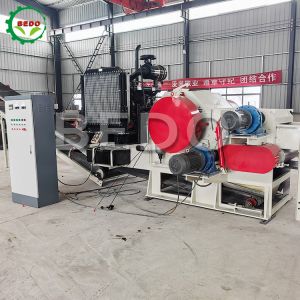 Diesel Engine 330HP Wood Chips Making Machine 310x700mm Feeding Industrial Drum Chipper