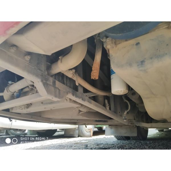 Le diesel rouge Yutong utilisé par LHD transporte 68 sièges avec la transmission manuelle