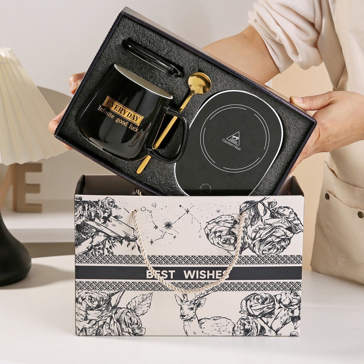 55 Degree Porcelain Coffee Tea Cups with Customizable Logo and USB Charging Function