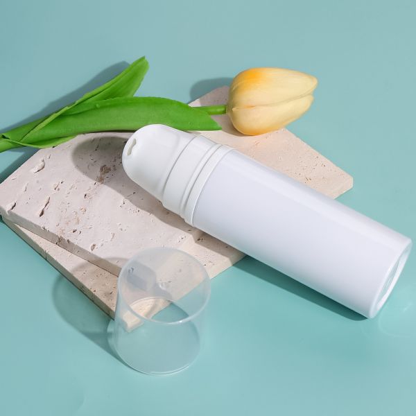 Recyclable Material Foam Pump Bottle with Press-Type Foam Pump Head and Customizable Colors for Personal Care