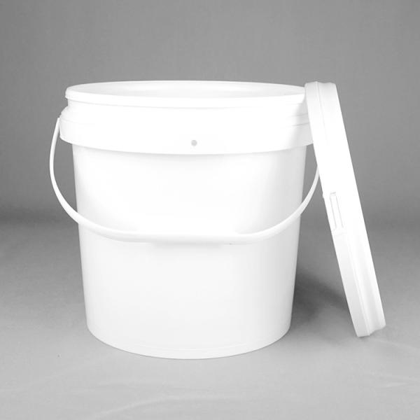 Smooth Surface 1.5mm Plastic Bucket with Seal Lid and Metal Handle for Water Paint Food Chemical Coating