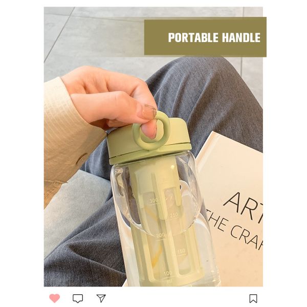PE Material Children Water Bottle With Graduated Customized Logo Acceptable Leak-proof