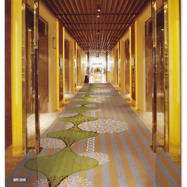 Machine-made Hotel Corridor Carpet in Jacquard Style for Your Requirements