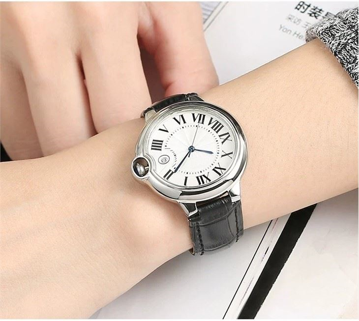 42mm Dial Alloy Quartz Wrist Watch Leather Strap Buckle Clasp Sandproof