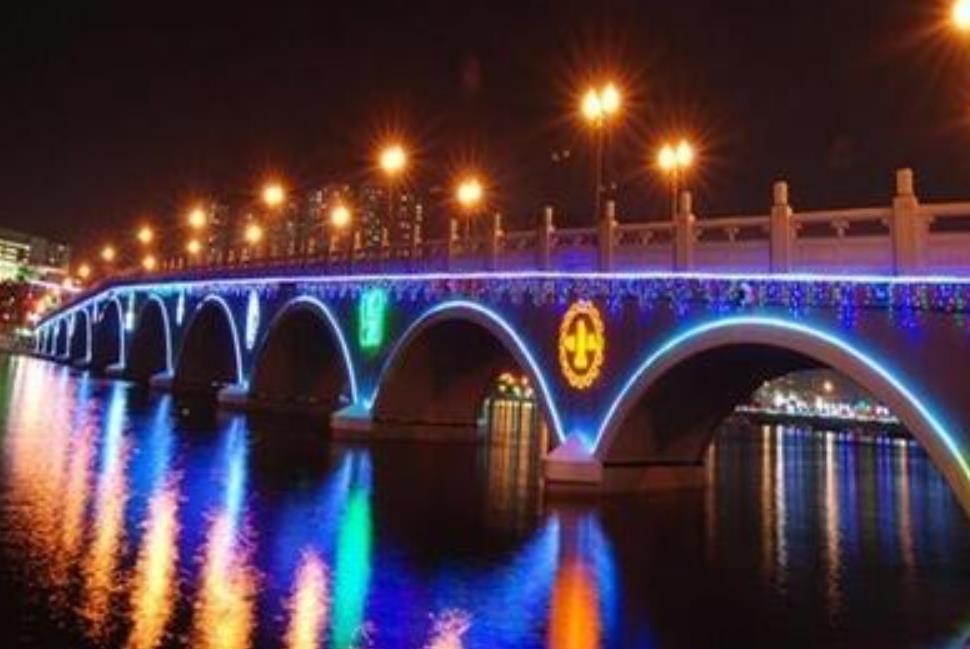 Гибкий пиксел Rgb УДАРА привел Sleeved кремний света прокладки 24V IP65