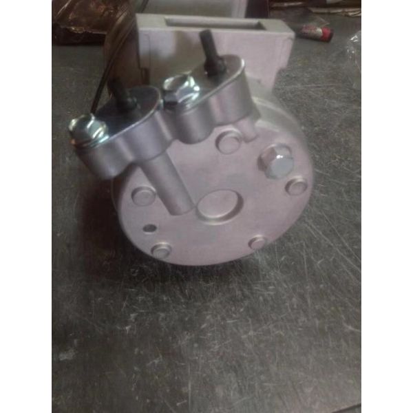 China FACTORY SELL 100% Brand New High Quality Mitsubishi A/C Compressor