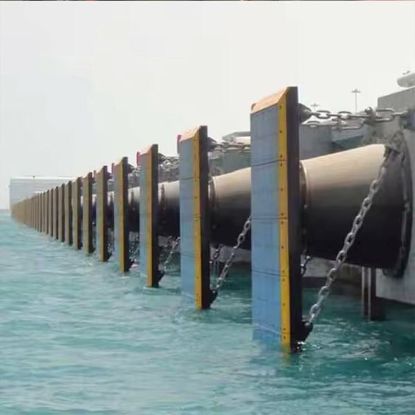 Marine Rubber Fender Durable UV Resistant Corrosion Resistant