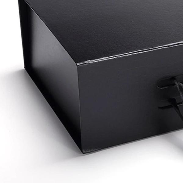Custom Logo Cosmetic Packaging Box Folding Magnet Make Up Gift Box