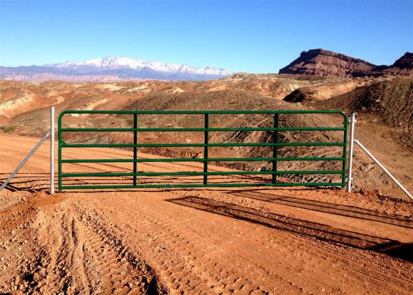 STANDARD 7 BAR GATE*1 3/4″ O.D. round tubular steel