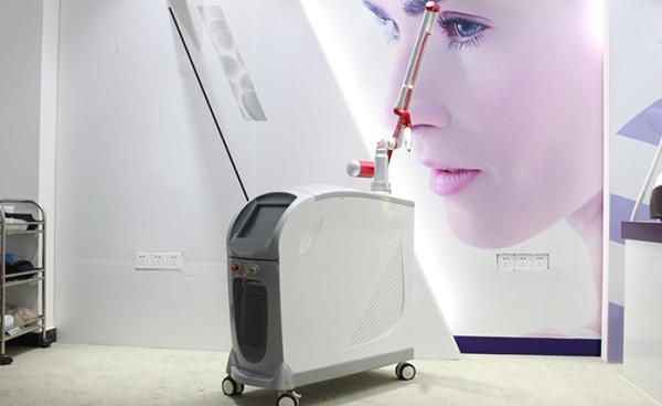 High Power Pigmented Tattoo Laser Removal Machine For Chloasma , Coffee Spots