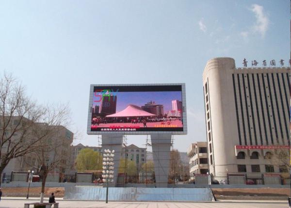 6500 Nits Big P5 Outdoor LED Billboard Electronic  , Front  Access Led Screen Advertising
