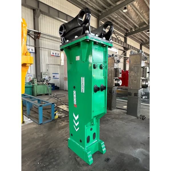 SB81 Rock Hammer – The Ultimate Hydraulic Breaker for Excavator Demolition and Mining