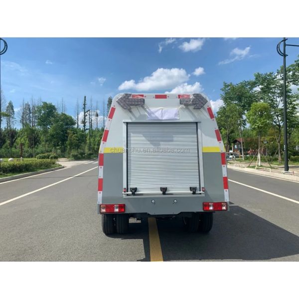 Dongfeng Pure Electric Road Maintenance Vehicle for Sustainable Maintenance