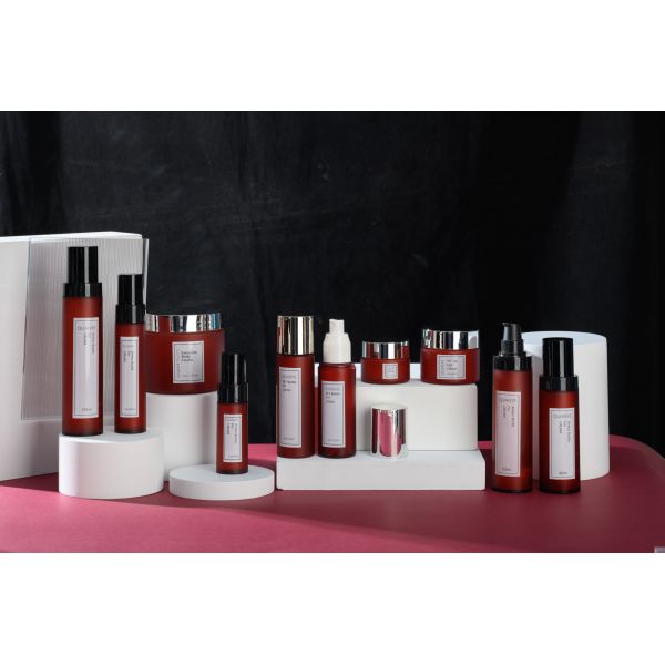 Empty Cosmetic Packaging Set Red Color Frosted Printing Face Cream Serum Bottle