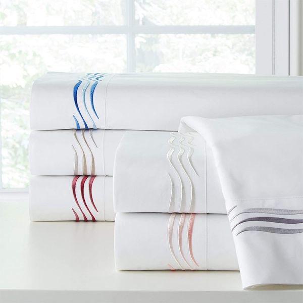 Home Embroidered Bed Sheet Set Bedding Set in National Standards Color Fastness Grade