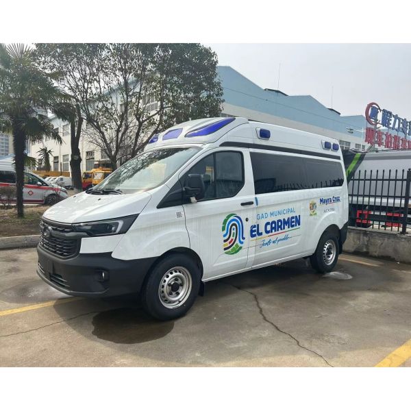 103KW 4*2 Transshipment Ambulance 6 Speed Automatic For Emergency Response Vehicles