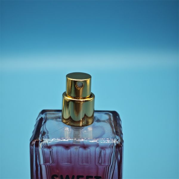 Válvula de bomba de fragancias ecológica para líneas de perfumería natural con materiales reciclables y rociado suave