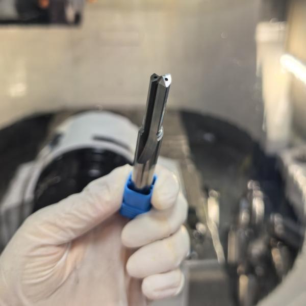 Precision HM Coolant Through Straight Flute Drill Solid Carbide Drill For Hole Machining