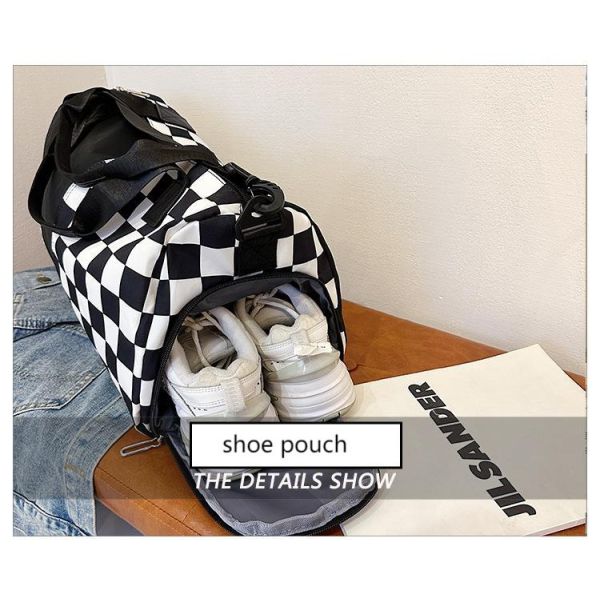 Compact Portable Custom Sports Bags Running Duffel Bag Classical Plaid Print