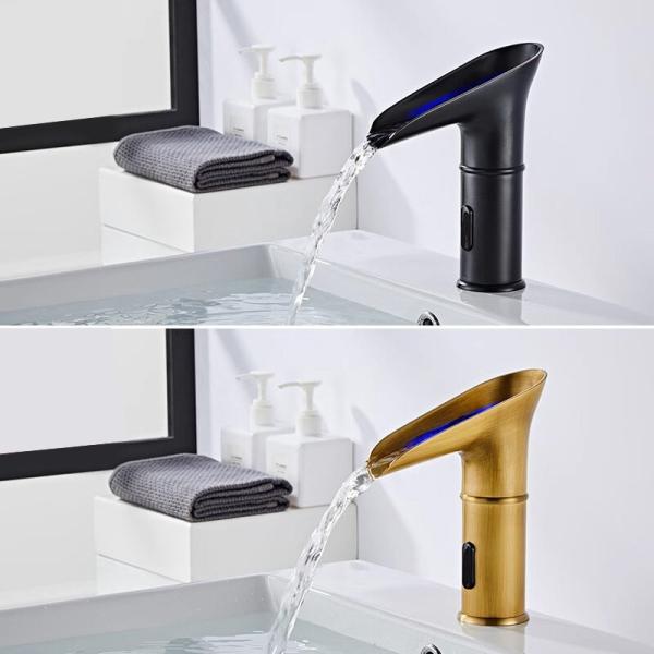 SUS304 Automatic Infrared Induction Water Tap Faucet Cold And Hot All Copper