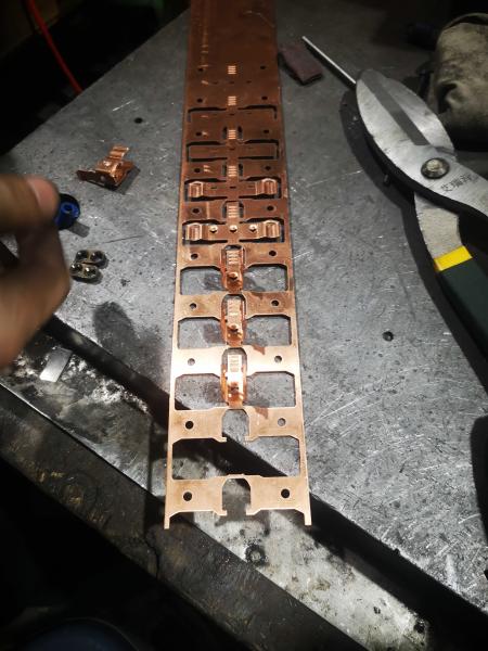 High-Precision Phosphor Bronze Electrical Contact Terminal – Progressive Die Stamped, Anti-Fatigue, Excellent Conductivity for Connectors & Switches