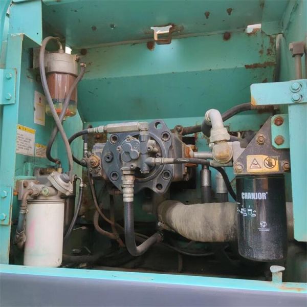 3200 рабочих часов Подержанный экскаватор Kobelco SK210-8 в Японии