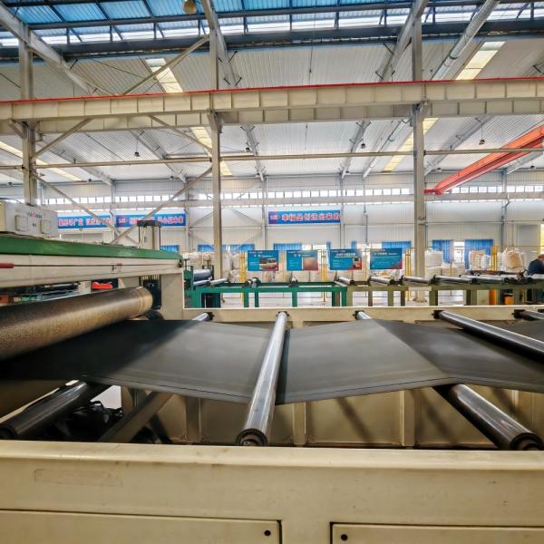 GM330 HDPE Geocell Panels 75mm Depth for Road Base Support With 25kN/m Tensile Strength In South Africa