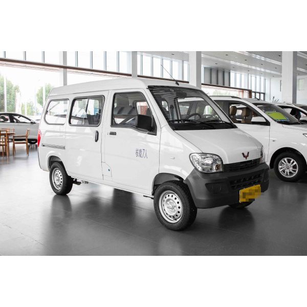 2ndhandミニバス 7座 オイルエンジン ウーリング L2E ミニバンモデル エアコン