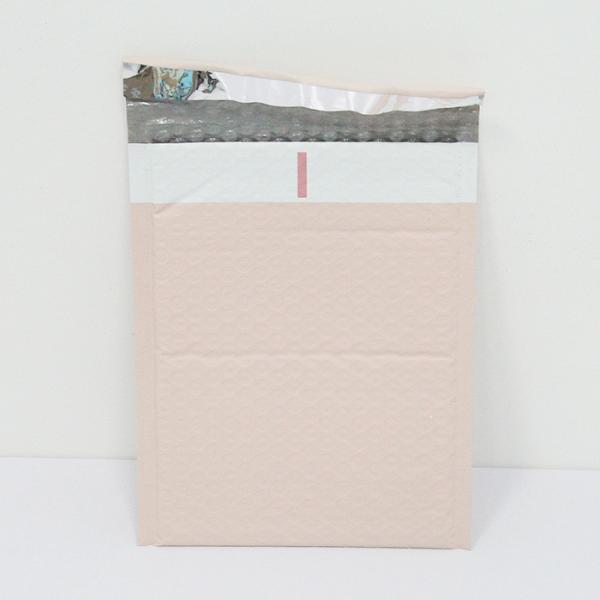 Shock Absorbing HDPE Plastic Bubble Mailer Moisture Resistant Eco Friendly Bubble Mailer