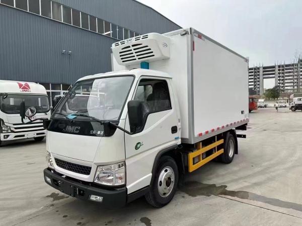 4x2 JMC 16-18CBM Freezor Van Fruits Vegetables Milk Delivery Mobile Refrigerator Truck with 1-10T Capacity in Ghana Market