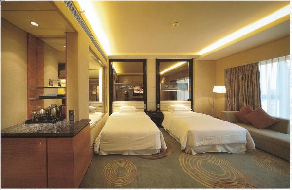 Modern Hotel Guest Bedroom Furniture Standard Double Bed with Mattress and Casegood SR-013