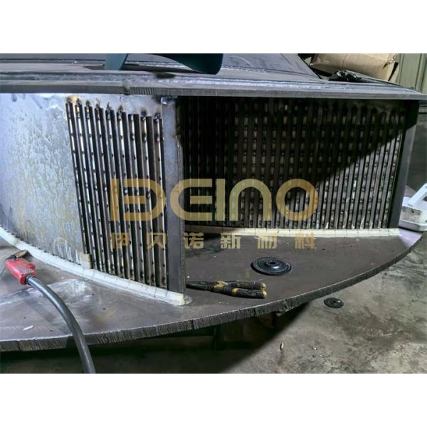 Placa de revestimiento de cerámica resistente al desgaste