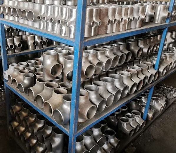 Colocación inconsútil de la tubería de acero de DN1200 A234 WP12 ASME B16.9