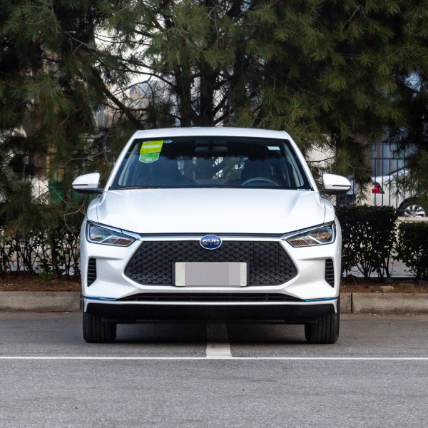 Подержанные автомобили пробега хорошего состояния автомобилей EV низкие от автомобиля Китая горячего продавая Byd E2 электрического
