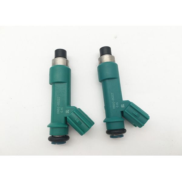 23250-31060 23209-39075 Car Gasoline Fuel Injector Tacoma Tundra 4Runder FJ Cruiser