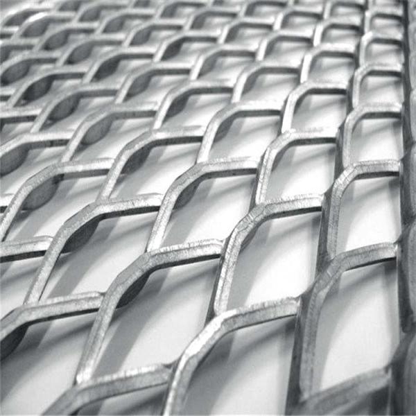 Steel Expanded Metal Grating Industrial Flattened Roller Leveling Or Wave Types