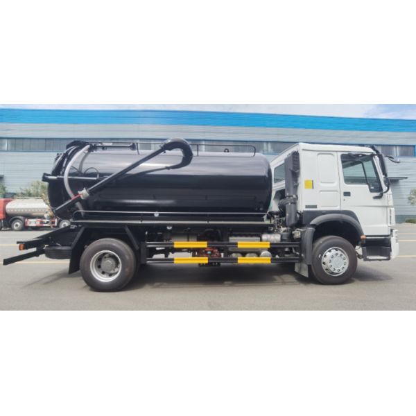 Dongfeng Foton 6X4 4X2 Sewage Suction Tanker Truck 420HP Housepower Hw19710 Gear Box