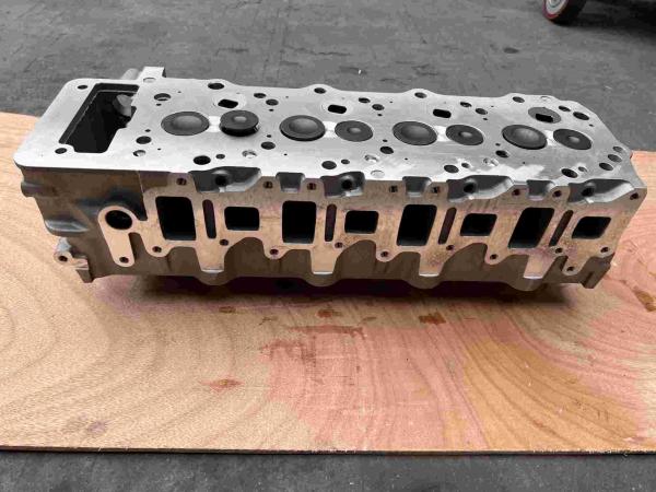 ME202620 Mitsubishi Cylinder Head 4m40 Aluminum Cylinder Head