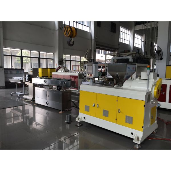 PVC Medical Corrugated Pipe Extrusion Line , Plastic Pipe Manufacturing Machine