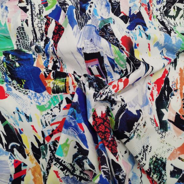 O Spandex de nylon de 92% 8% imprimiu respirável impermeável da tela 130gsm 150cm de Microfiber